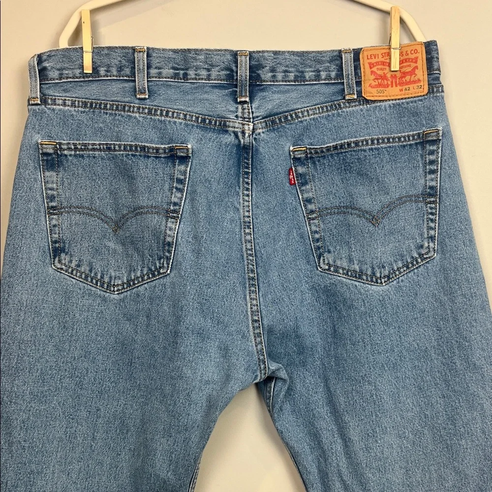 Levi's‎ 505 Men's Regular Fit Denim Jeans SZ 42x32